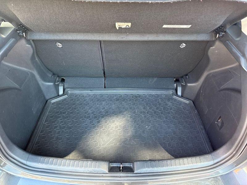 Toyota Yaris Yaris 1.5h Trend