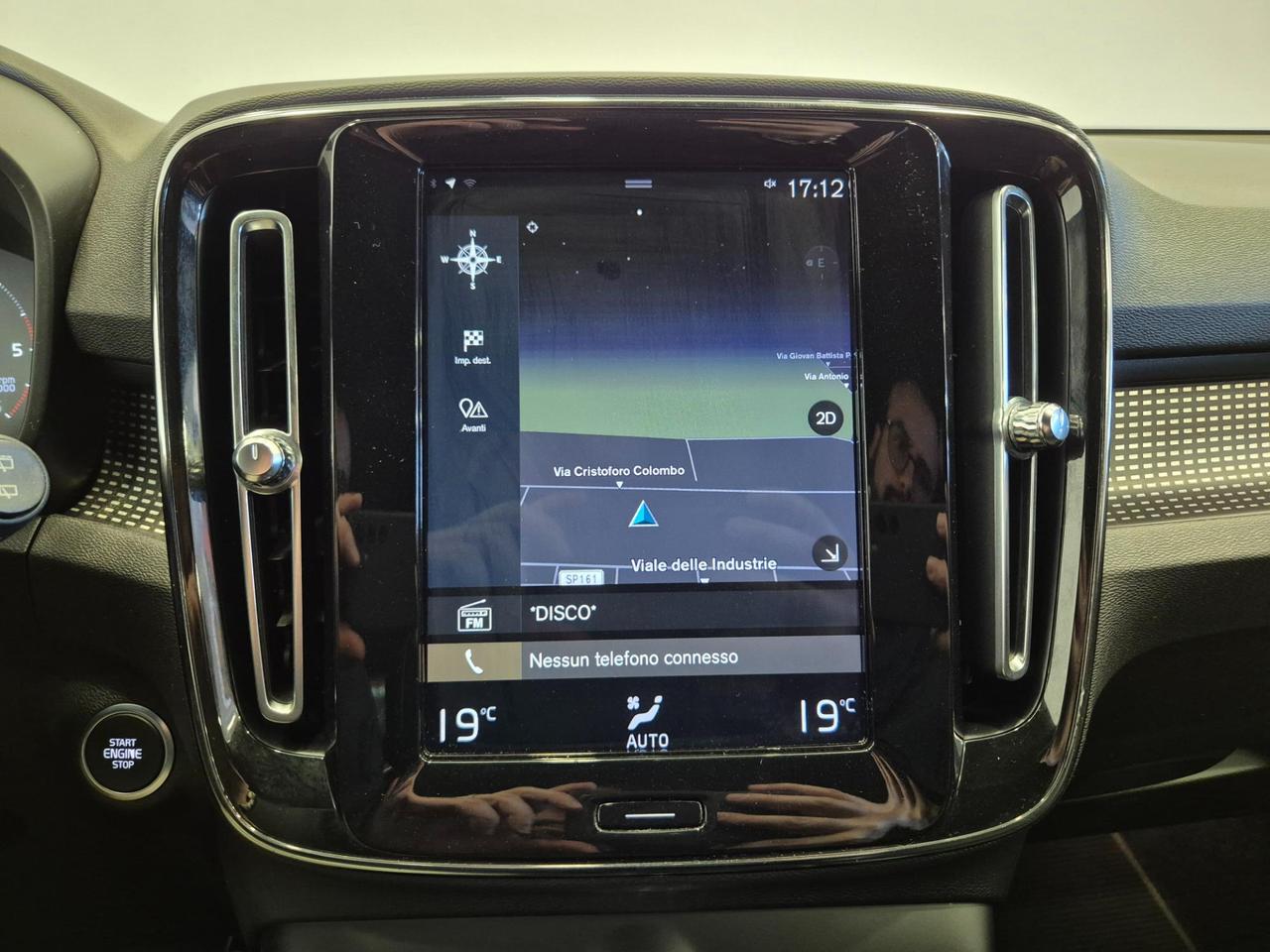 Volvo XC40 2.0 d3 R-design geartronic - UNIPROPRIETARIO - ACC/Lim - Cam