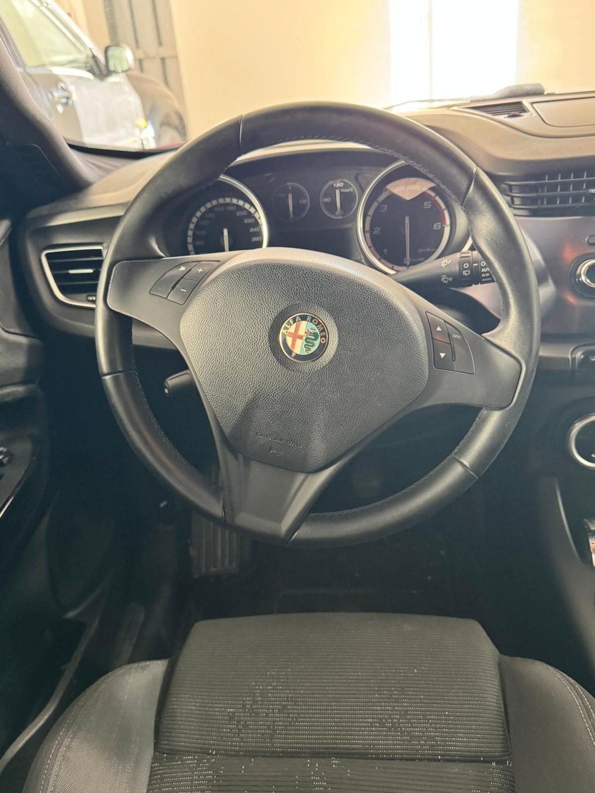 Alfa Romeo Giulietta 2.0 JTDm-2 140 CV