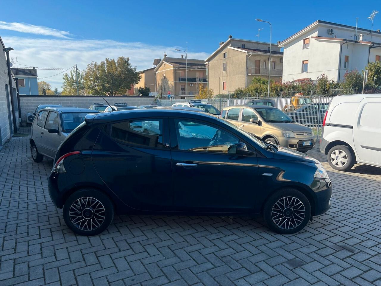Lancia Ypsilon 1.2 69 CV 5 porte 30th Anniversary