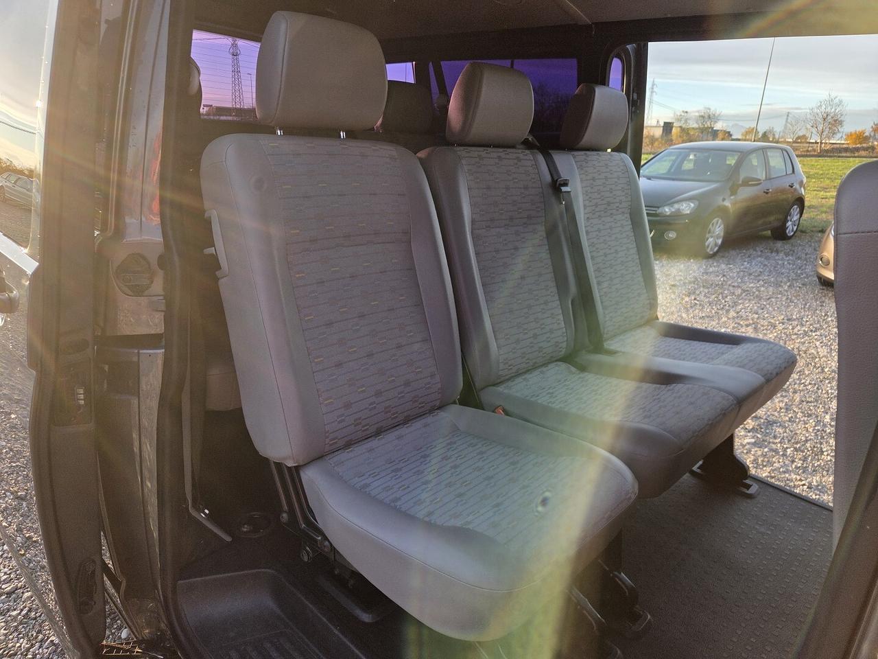 VOLKSWAGEN T5 PASSO LUNGO 9 POSTI 2.0TDI 102CV