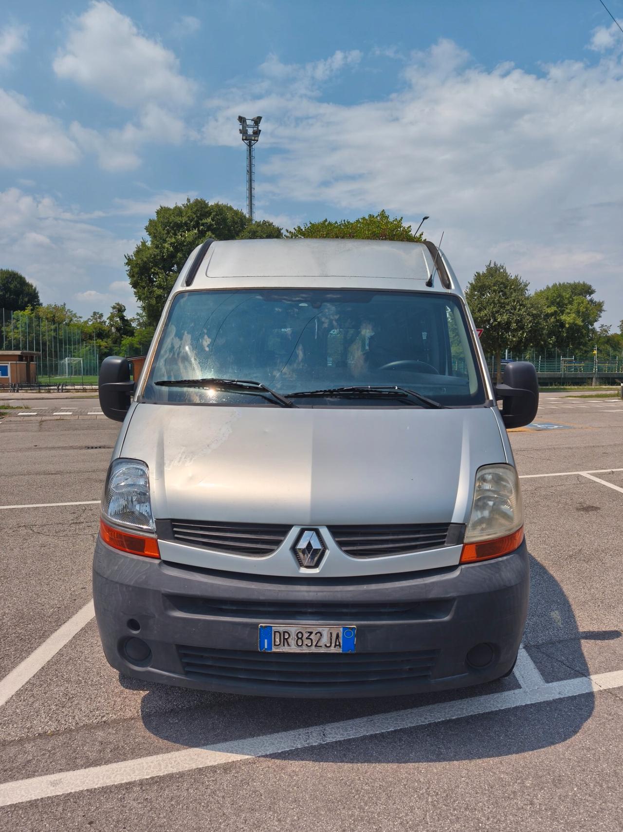 Renault Master2.5dci 9posti