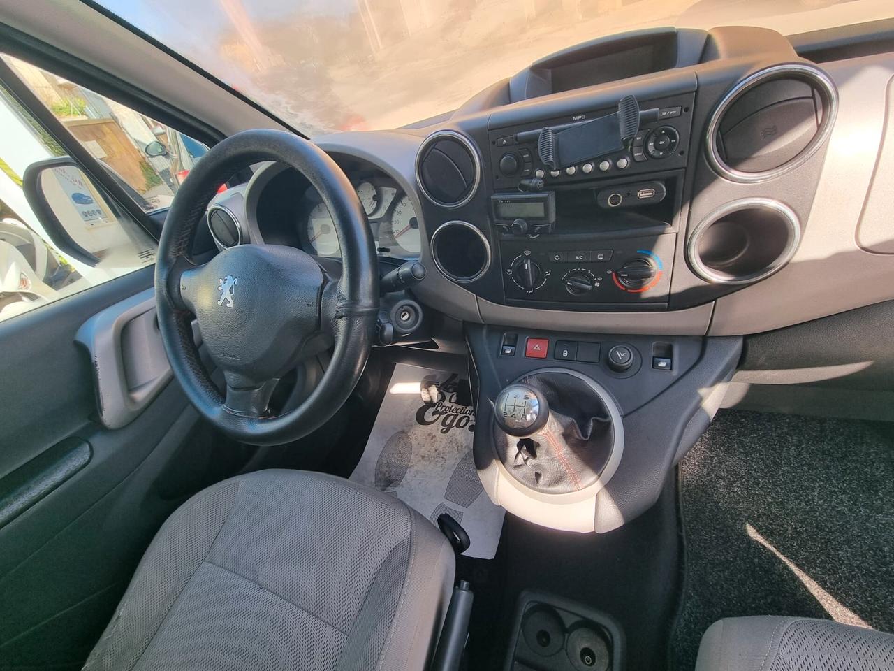 Peugeot Partner Tepee Mix 1.6 HDi 90CV Comfort AUTOCARRO N1