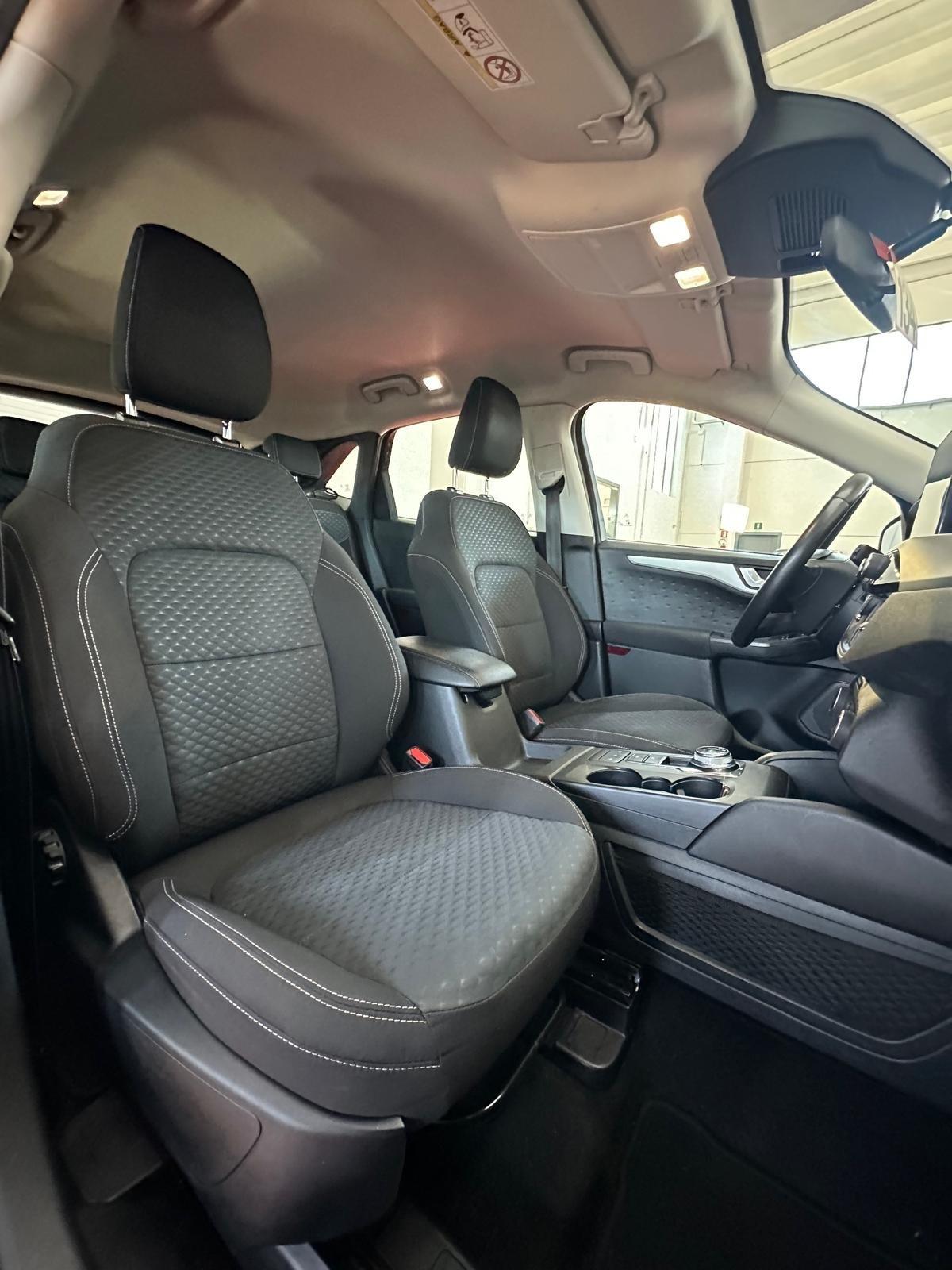 Ford Kuga 1.5 EcoBlue 120 CV aut. 2WD Titanium Business