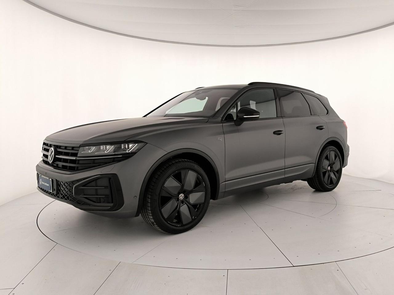 Volkswagen Touareg 3.0 v6 tdi scr r-line 231cv auto