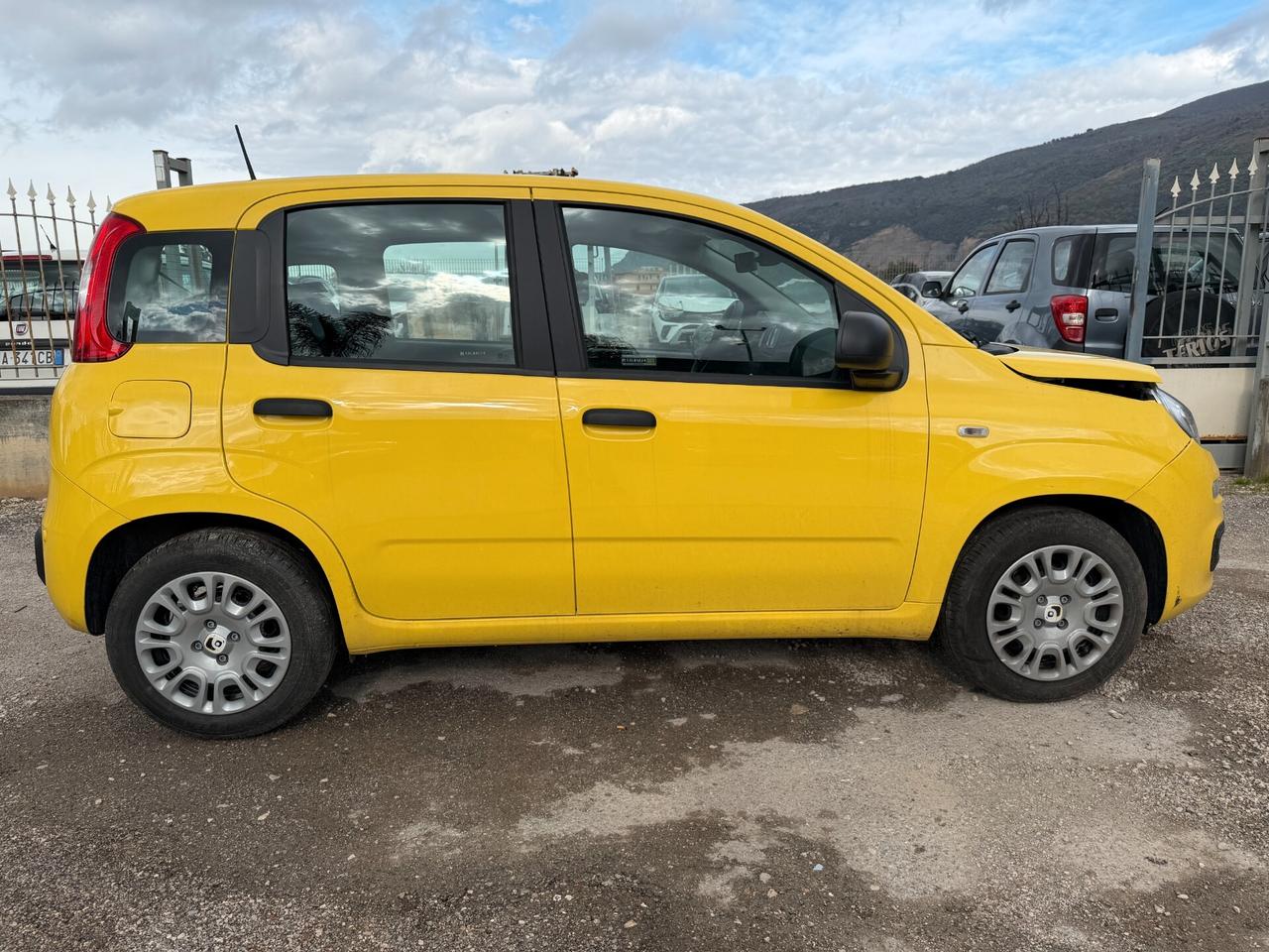 FIAT PANDINA 2025 1.0 HYBRID 70 CV *SINISTRATA