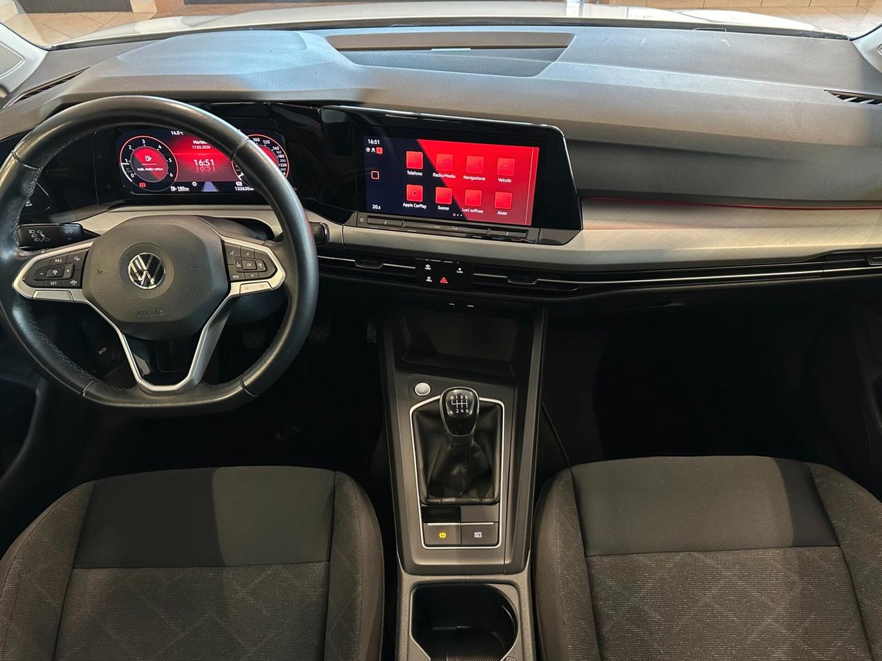 VOLKSWAGEN GOLF 2.0 TDI 115 CV SCR LIFE*CARPLAY*LUCI AMB*LED*