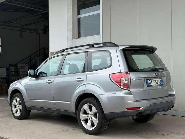 Subaru Forester Forester III 2009 2.0d X 6mt