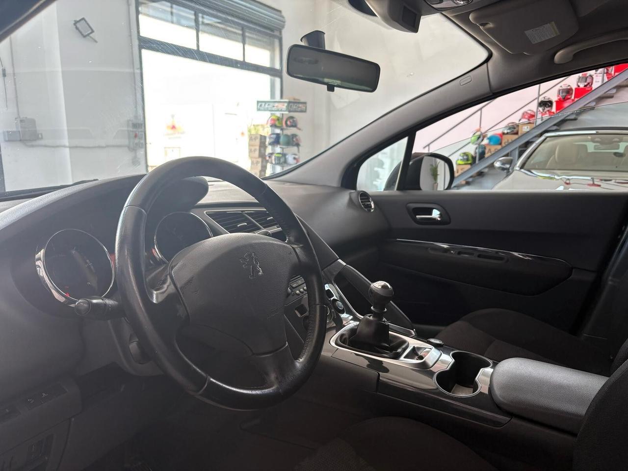 Peugeot 3008 1.6 HDi 110CV Outdoor