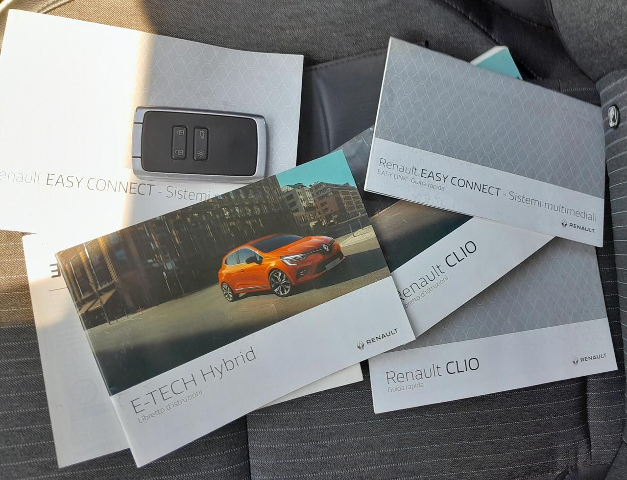RENAULT CLIO INTENS 1.6 FULL HYBRID E-TECH 140 CV