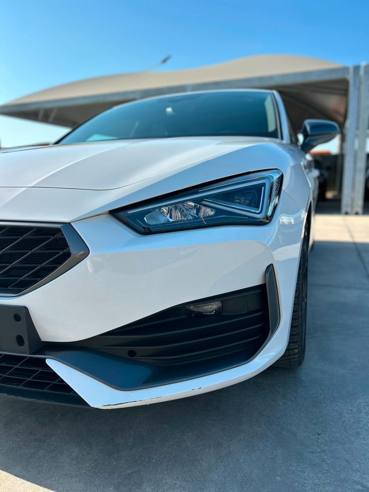 Cupra Leon 1.5 hybrid 150 CV