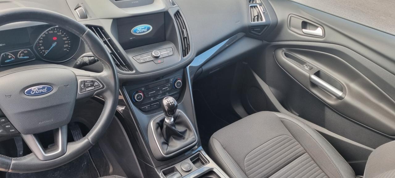 Ford Kuga 1.5 TDCI 120 CV S&S 2WD Titanium