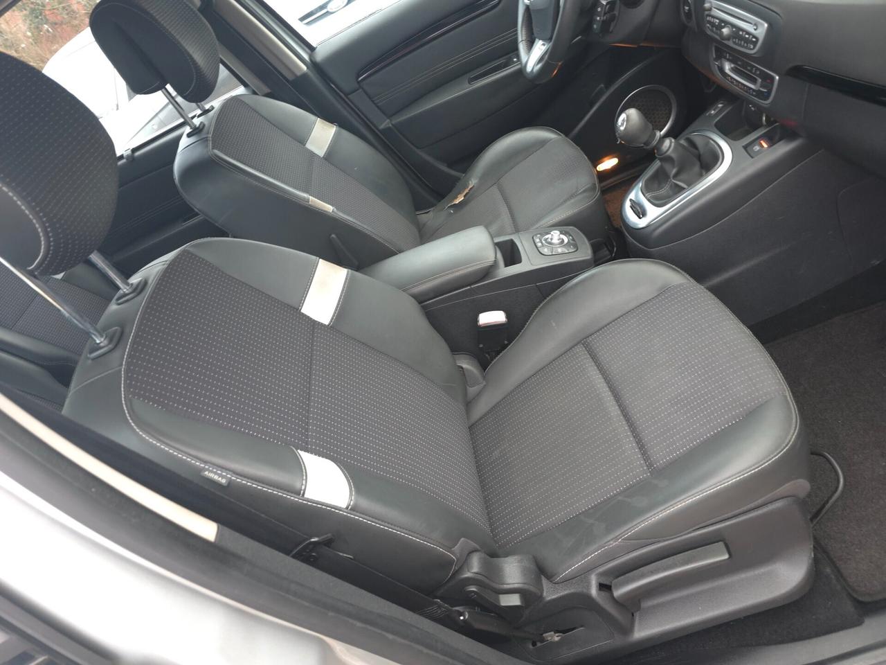 Renault Scenic Scénic X-Mod 1.5 dCi 110CV Luxe