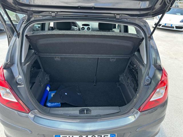 OPEL Corsa 1.2 5 porte Sport OK NEOPATENTATO