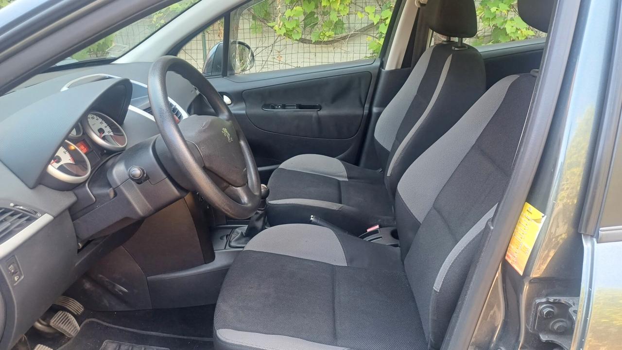 Peugeot 207 1.4 VTi 95CV SW XS Ciel
