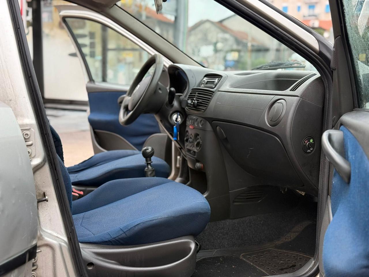 Fiat Punto 1.2i cat 5 porte ELX