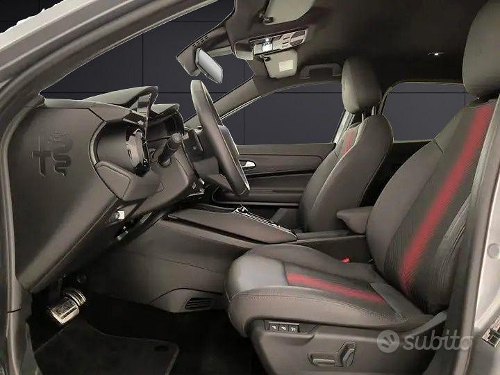 Alfa Romeo Junior 1.2 145 cv HYBRID SPECIALE KM0
