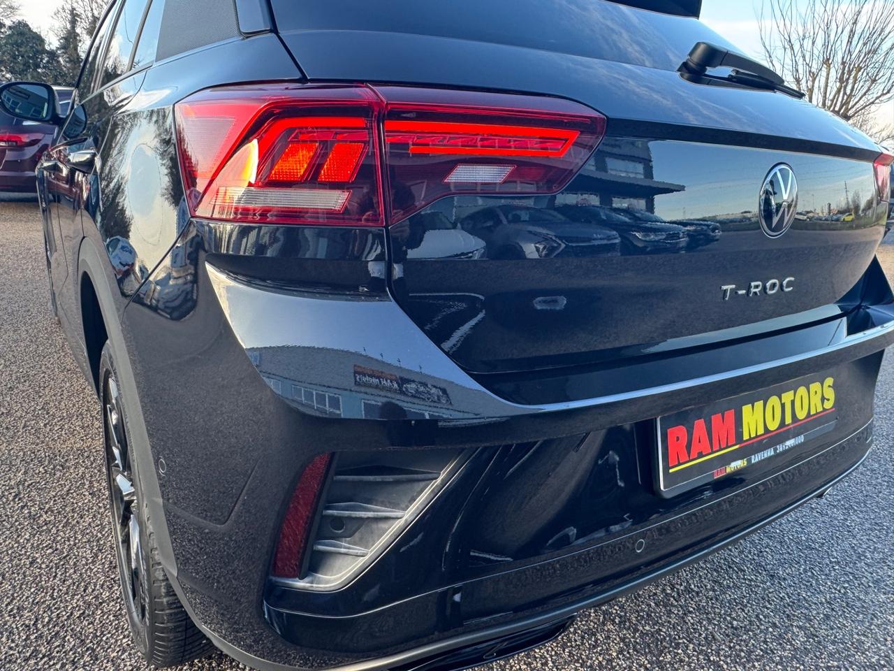 Volkswagen T-Roc 2.0 TDI SCR 150 CV DSG R-Line Full Black
