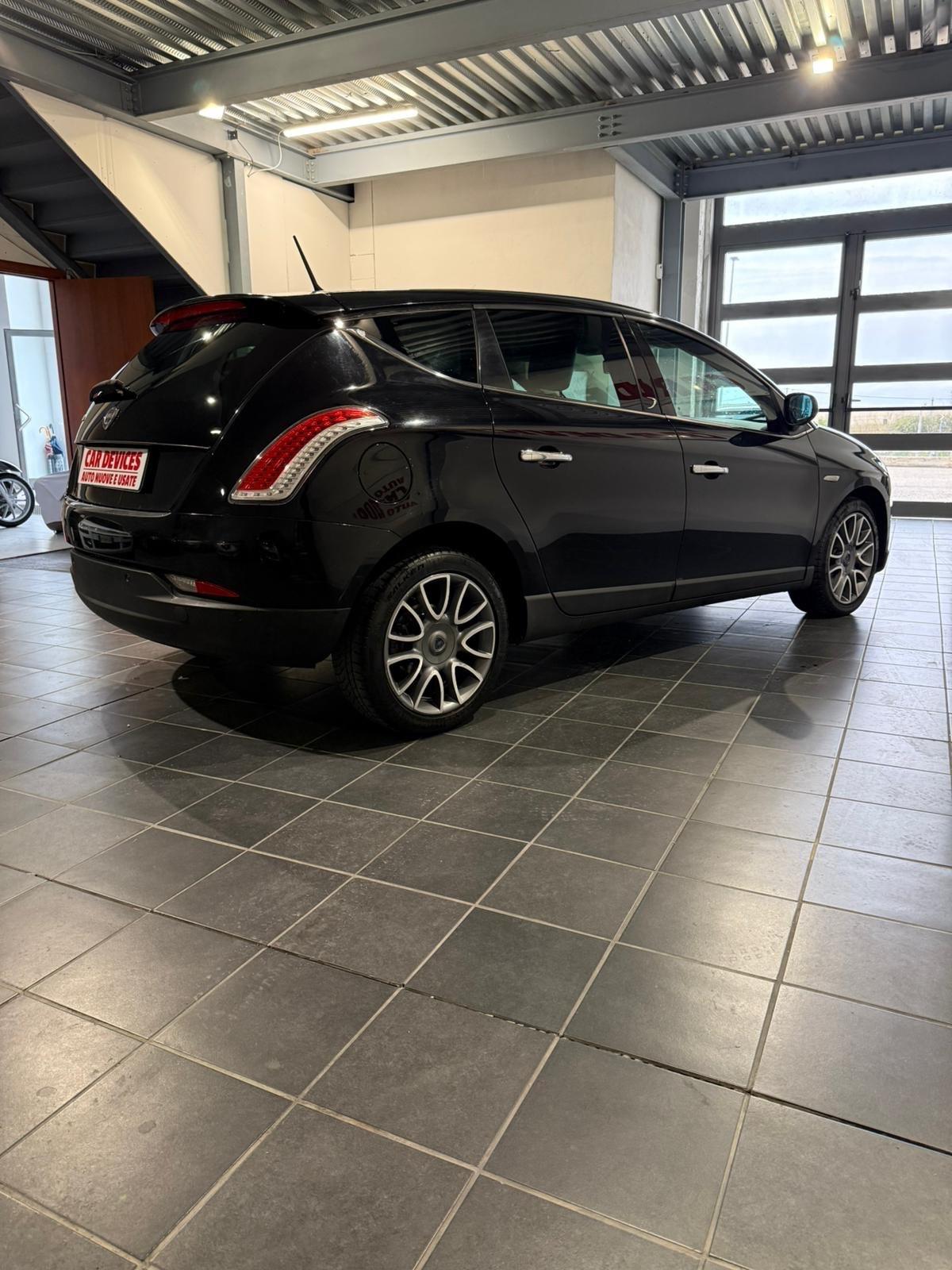 Lancia Delta 1.6 MJT -AUTOMATICA