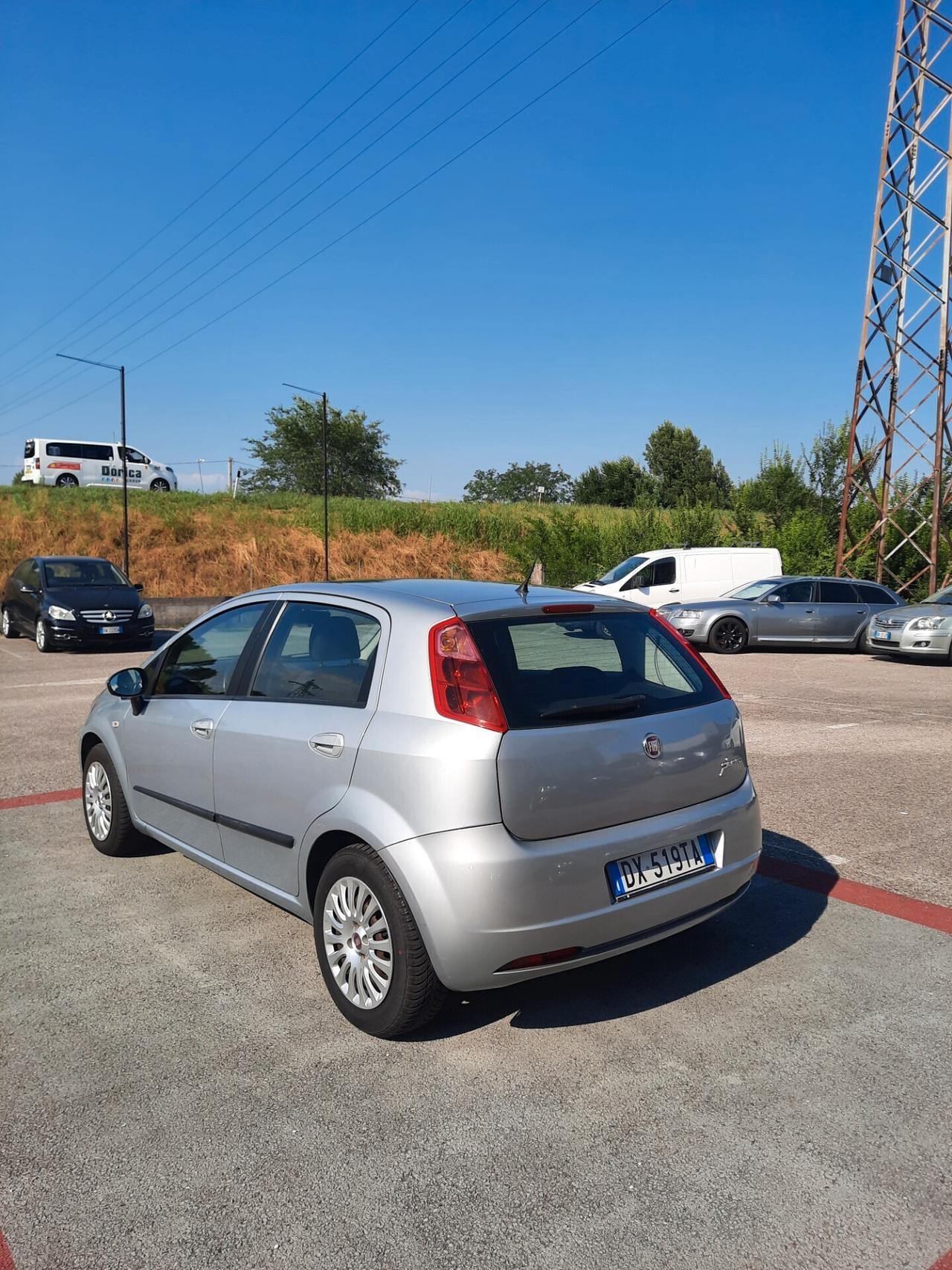 Fiat Grande Punto 1.3MJT 75 5p. ok neopatentati
