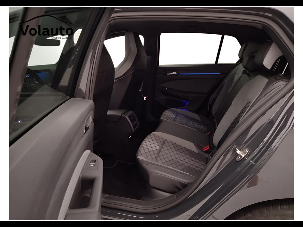 VOLKSWAGEN Golf VIII 2020 - Golf 1.5 tsi evo R-Line 130cv