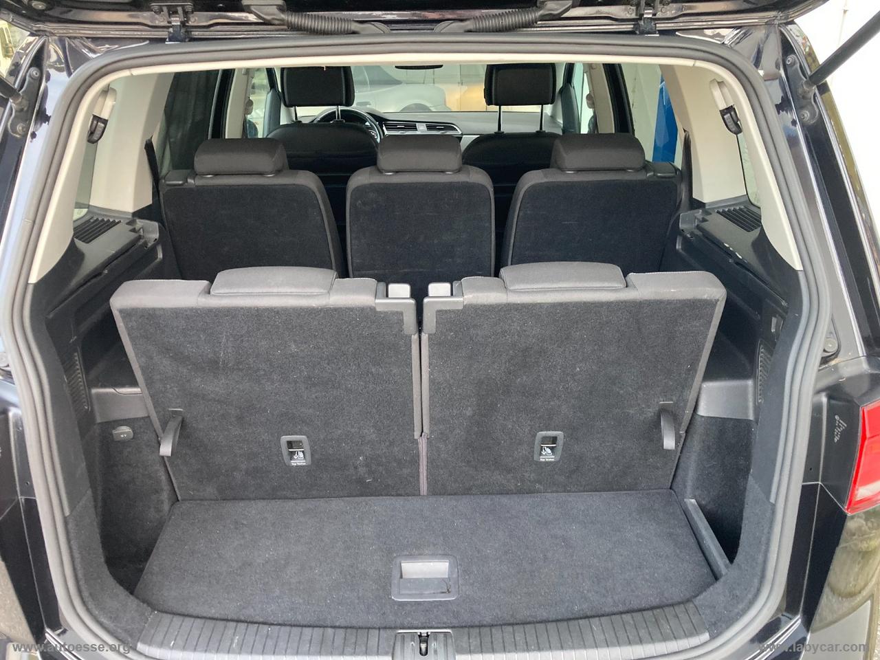 VOLKSWAGEN Touran 2.0 TDI 150 CV DSG Business BMT