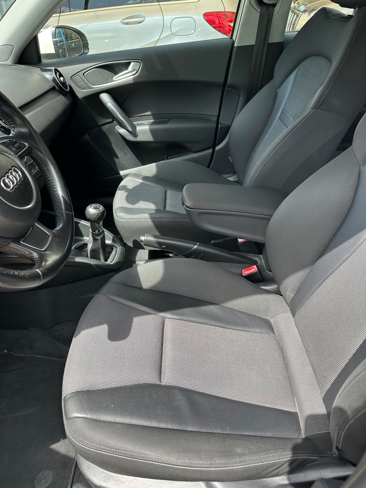 Audi A1 1.2 TFSI Ambition - PERFETTA - NEOPATENTATI - GARANZIA