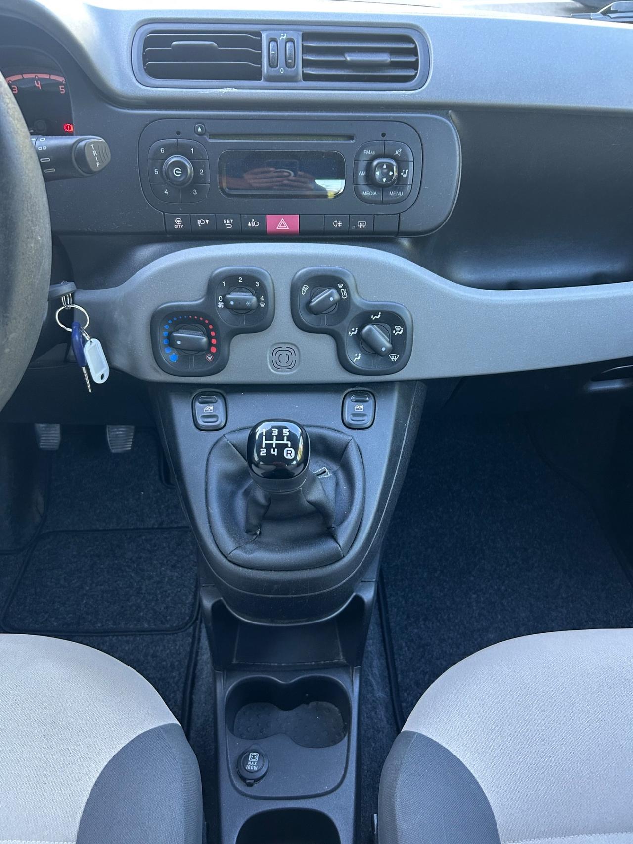 Fiat Panda 1.2 Lounge*Neo patentati *