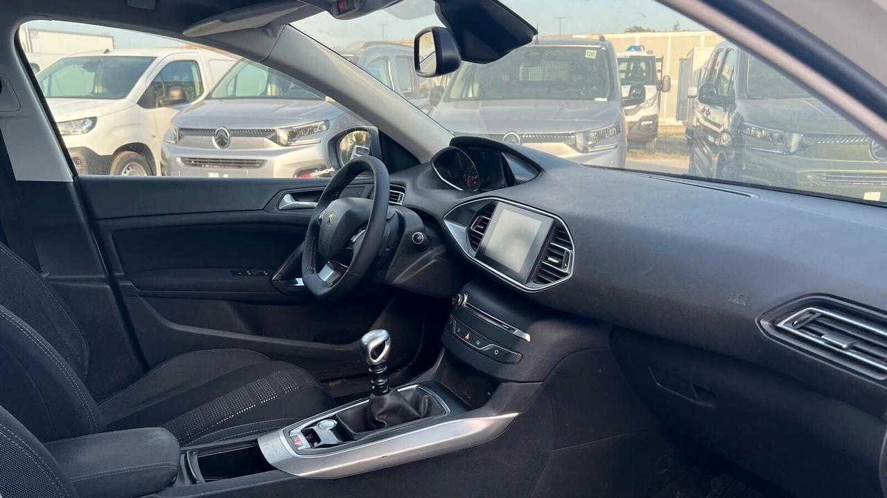Peugeot 308 BlueHDi 120 S&S EAT6 GT Line