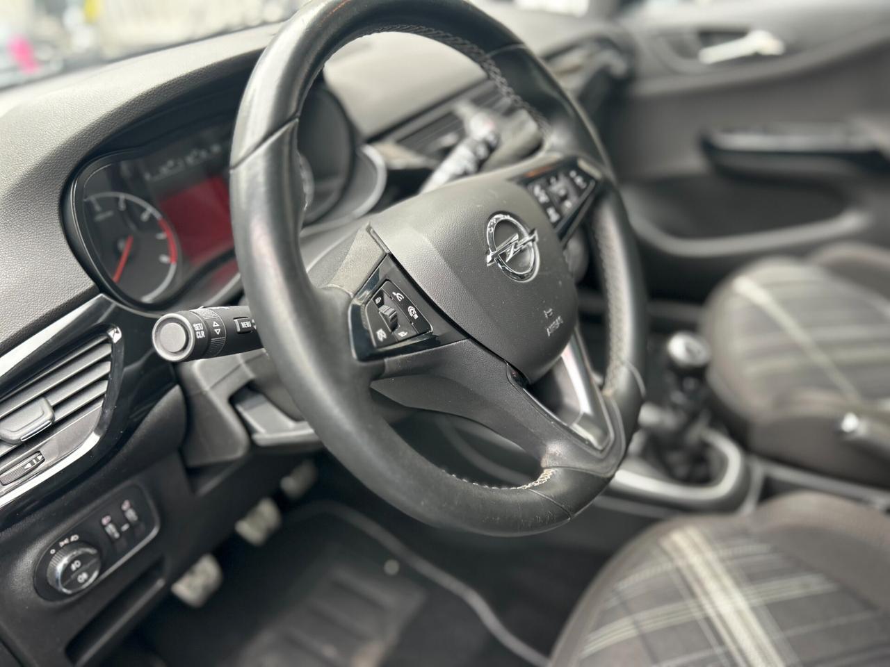 Opel Corsa 1.2 5 porte