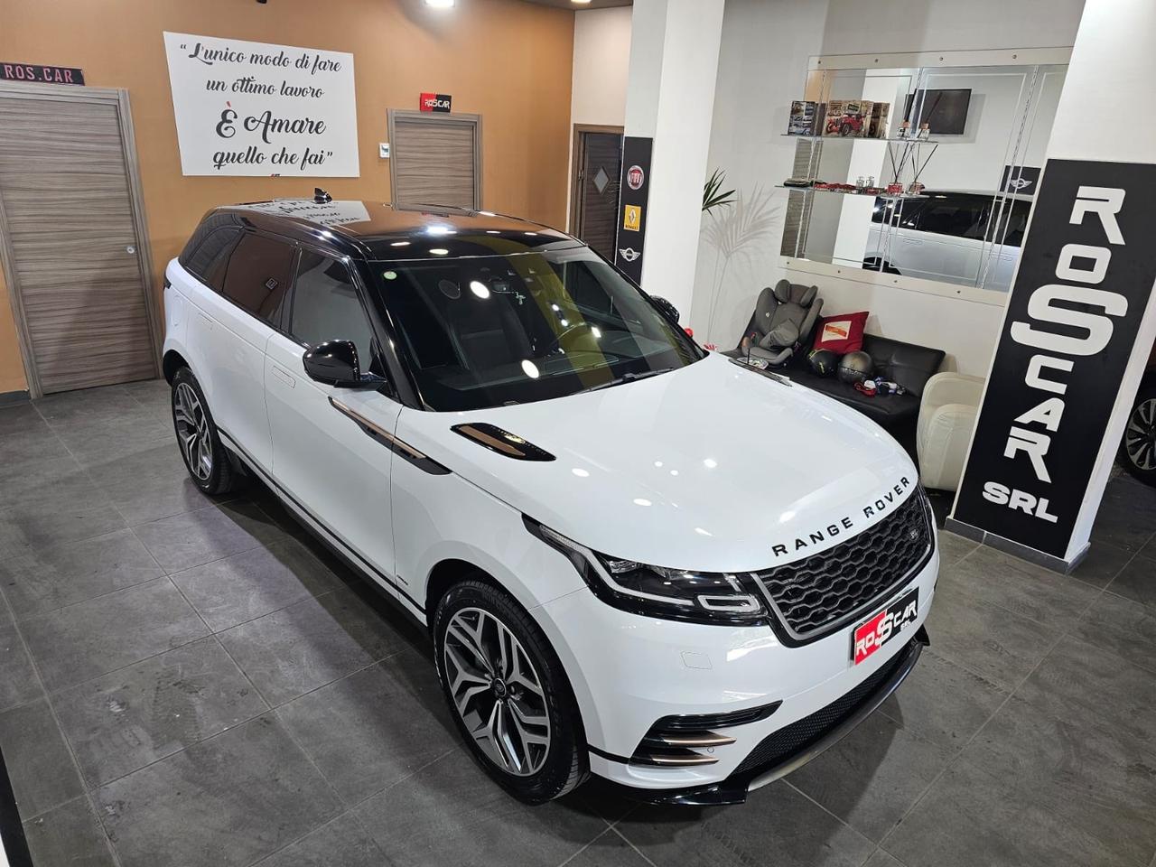 Range Rover Velar 2.0D 180 CV R-Dynamic