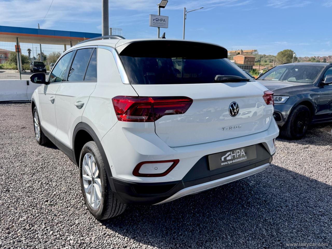 VOLKSWAGEN T-Roc 2.0TDI LED CARPLAY PARK ASSIST ACC