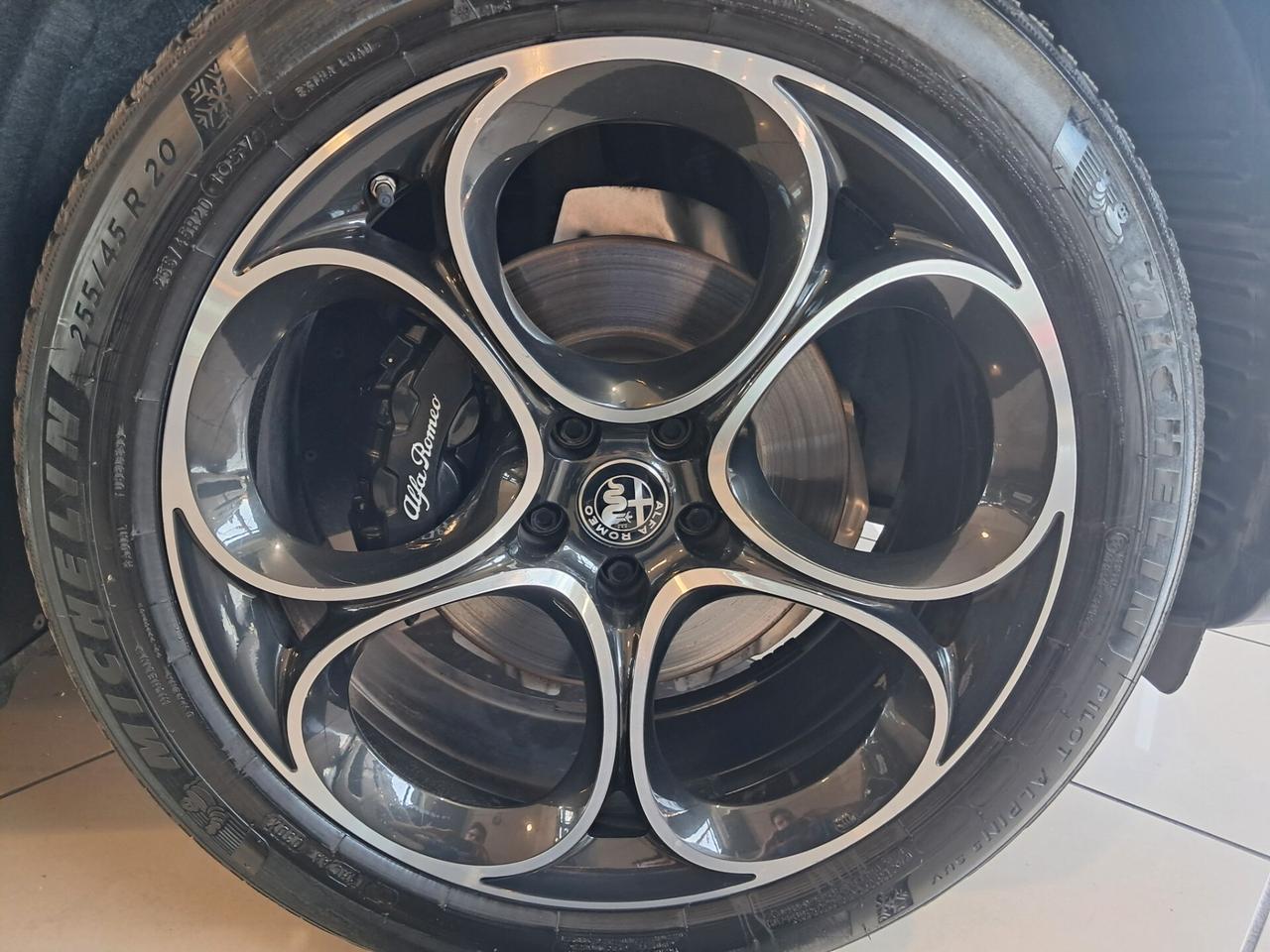 Alfa Romeo Stelvio 2.2 Td 210 cv AT8 Q4 Veloce Tì