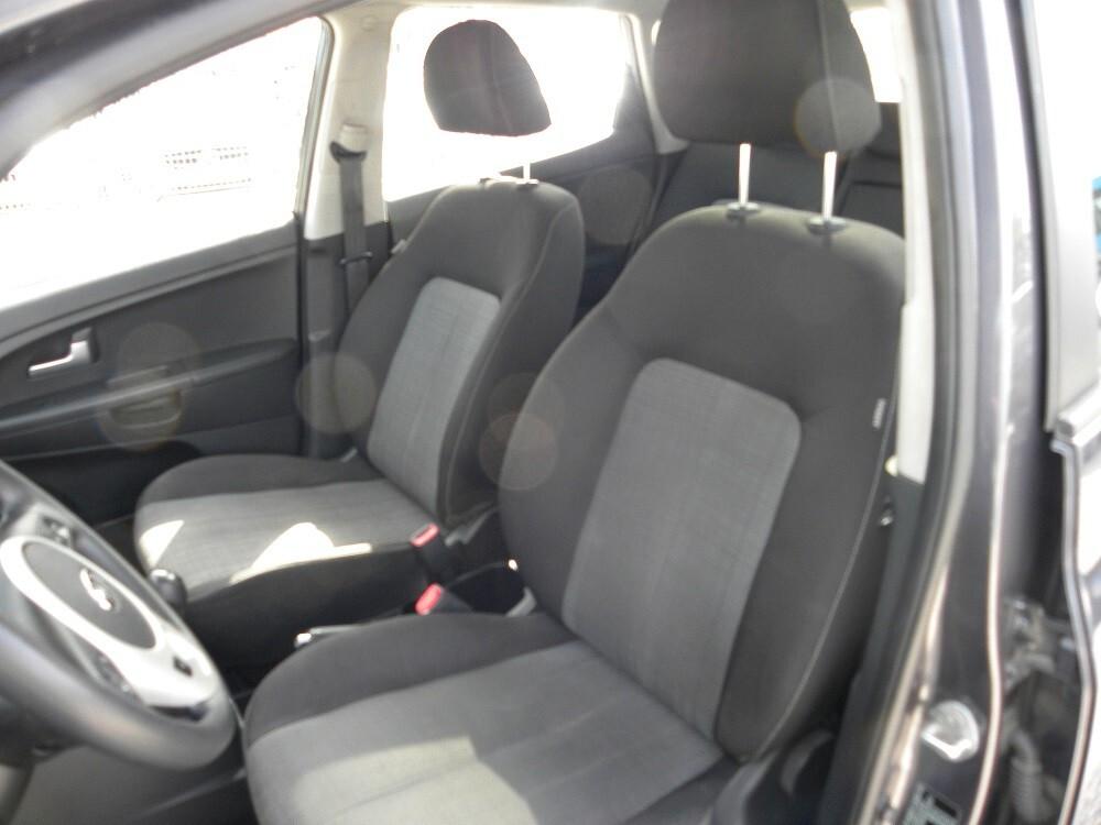 Kia Venga 1.4 CRDi 90CV Cool TETTO PANORAMICO CLIMATRONIC CRUISE MULTIFUNZIONE