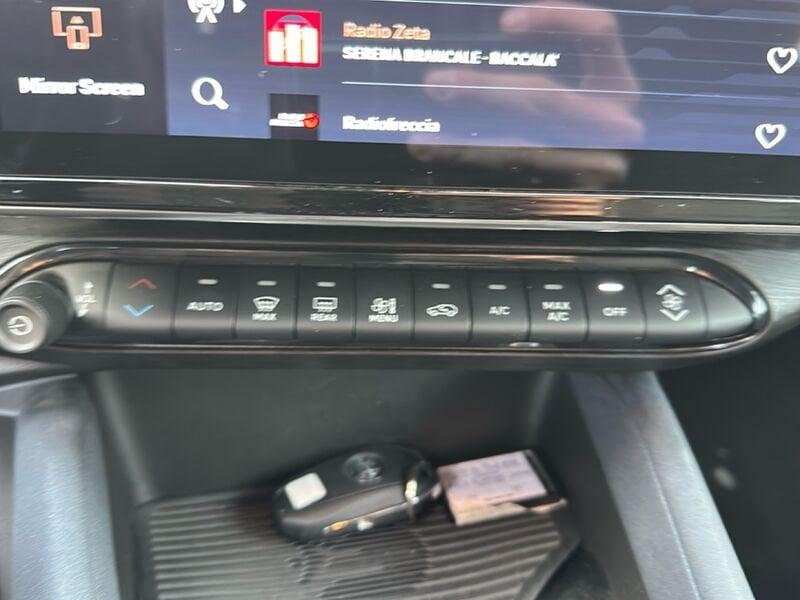 Alfa Romeo Junior 1.2 ibrida 145cv edct6