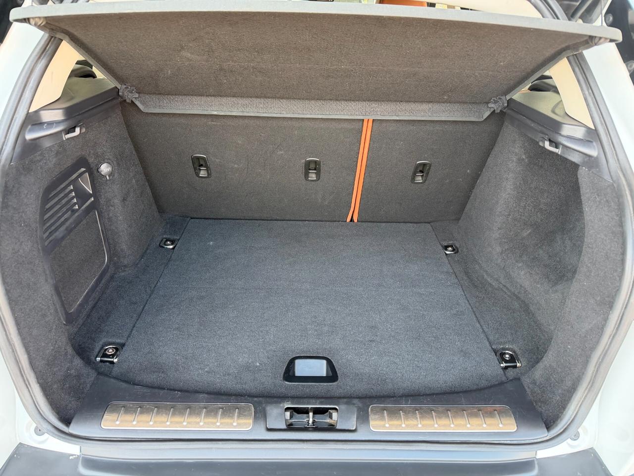 Land Rover Range Evoque 2.2 Sd4 5p. Dynamic +IVA