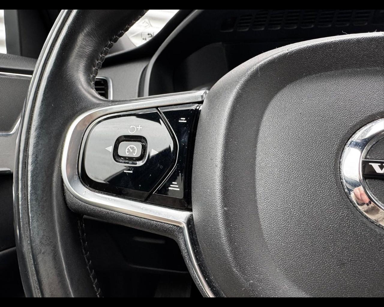 VOLVO XC90 D5 R-DESIGN AWD GEARTRONIC