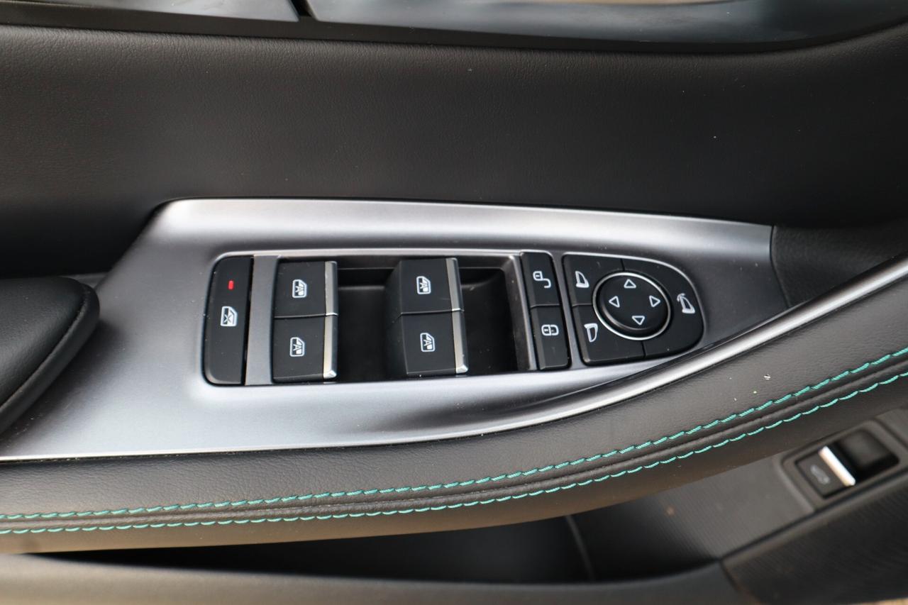 BYD Seal U DM-i 1.5cc PHEV 98cv/218cv Boost 2wd