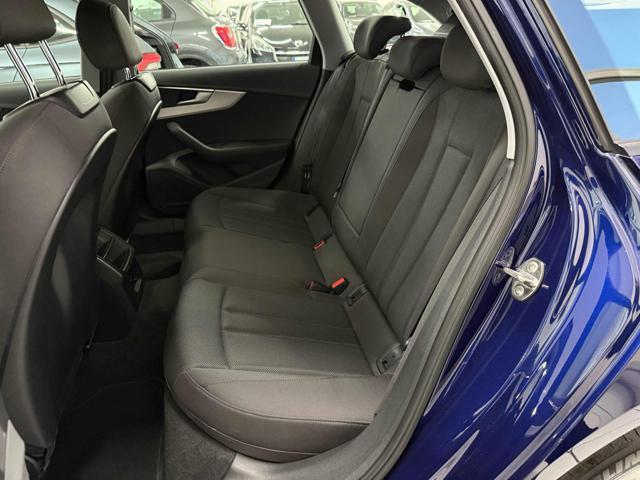 AUDI A4 Avant 30 TDI/136 CV S tronic Business