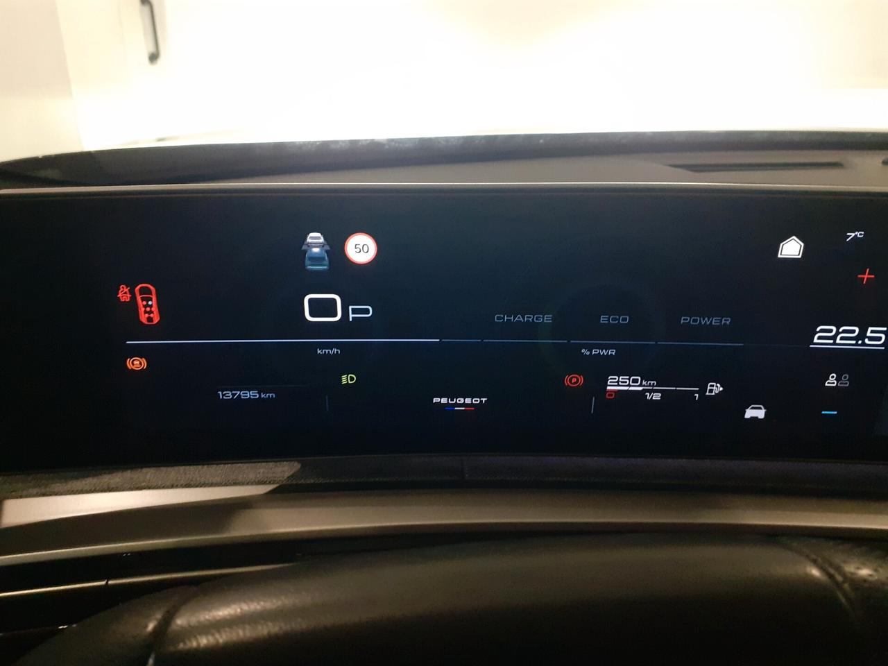 Peugeot 5008 Hybrid 145 e-DCS6 GT
