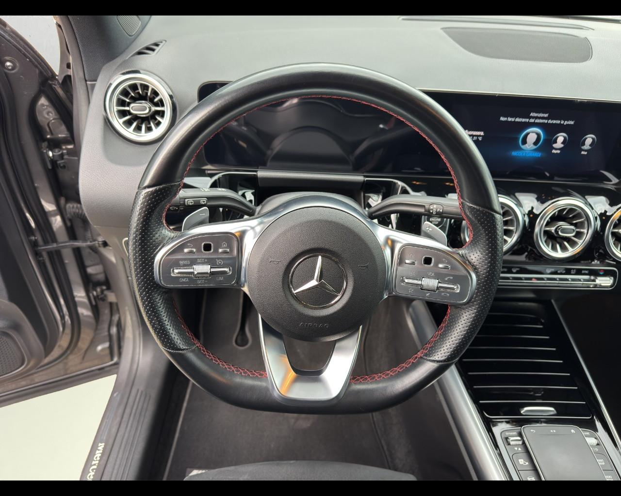 Mercedes-Benz GLA (H247) - GLA 180 d Automatic Premium