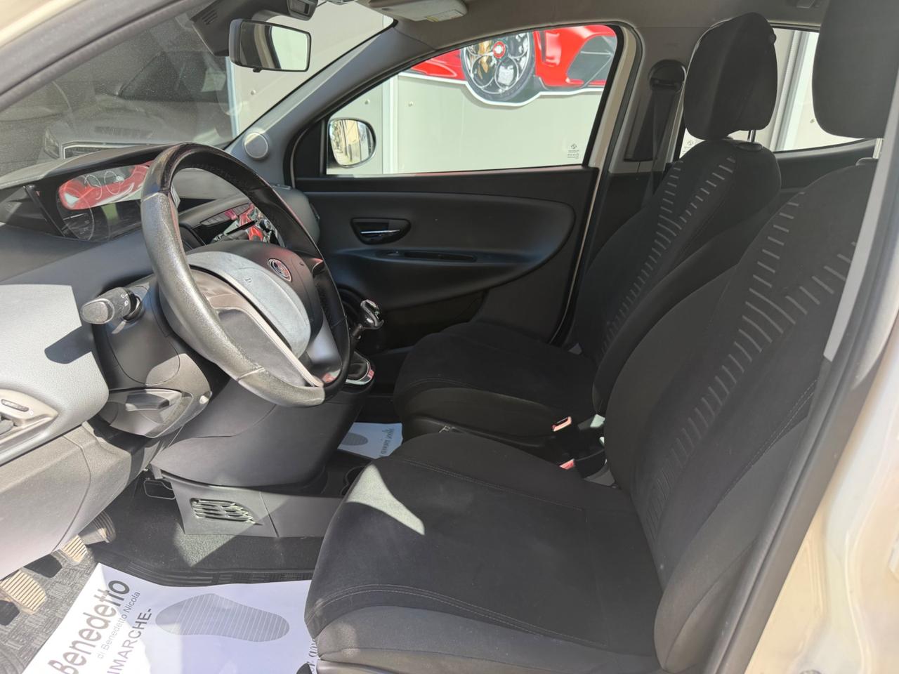 Lancia Ypsilon 1.3 MJT 16V 95 CV S&S Gold 2011