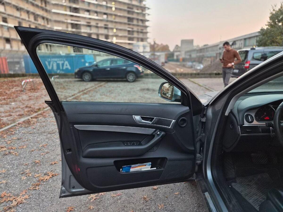 Audi A6 Berlina 3.0 V6 tdi Ambiente quattro 240cv tiptronic