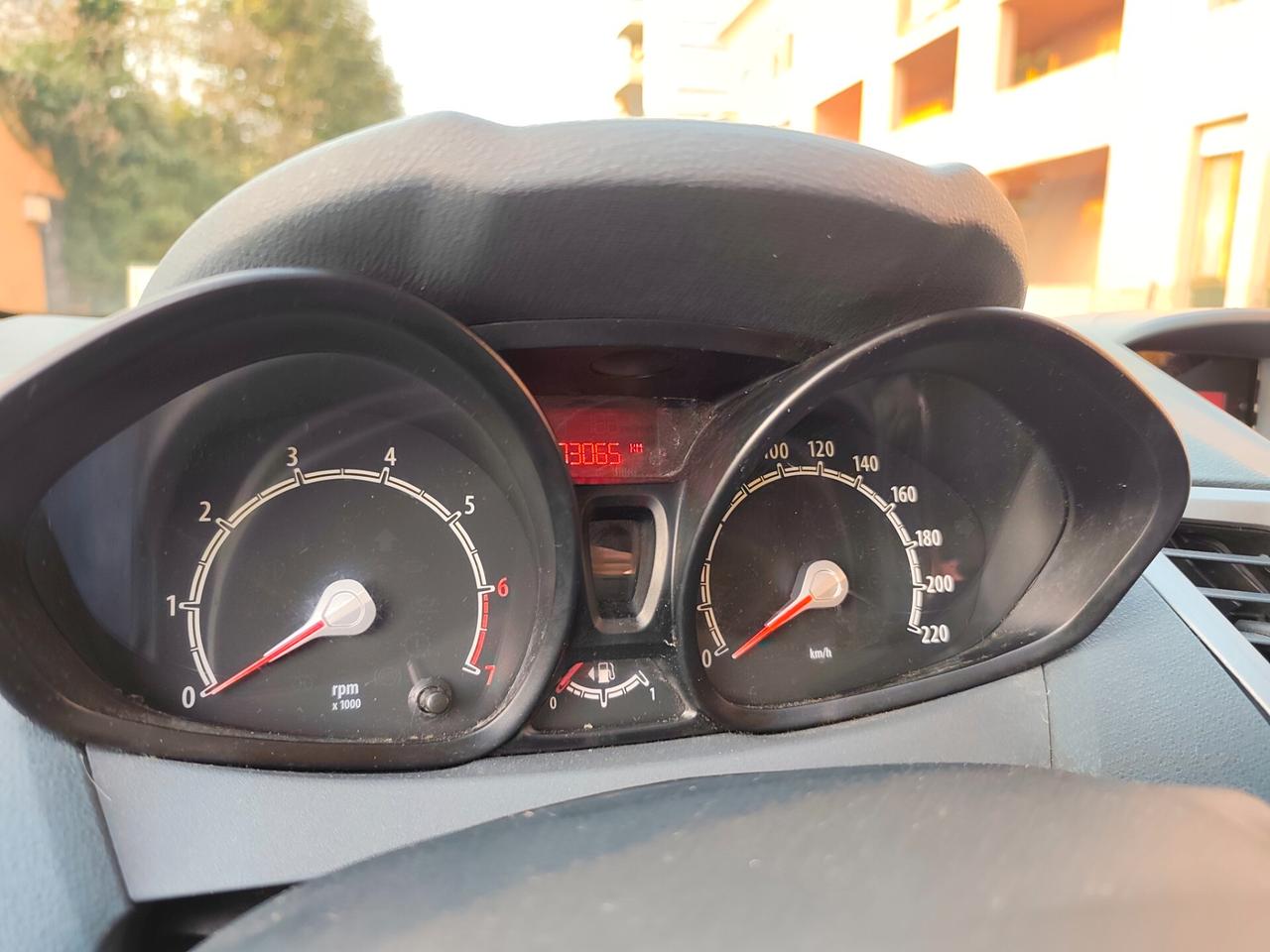 Ford Fiesta 1.2 Benz 82 CV 5 porte Titanium