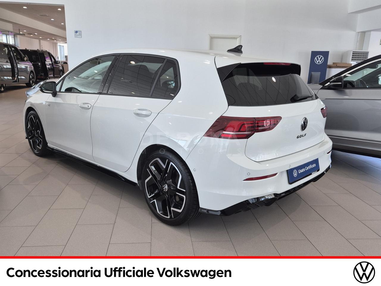 Volkswagen Golf 2.0 tdi r-line plus 150cv dsg