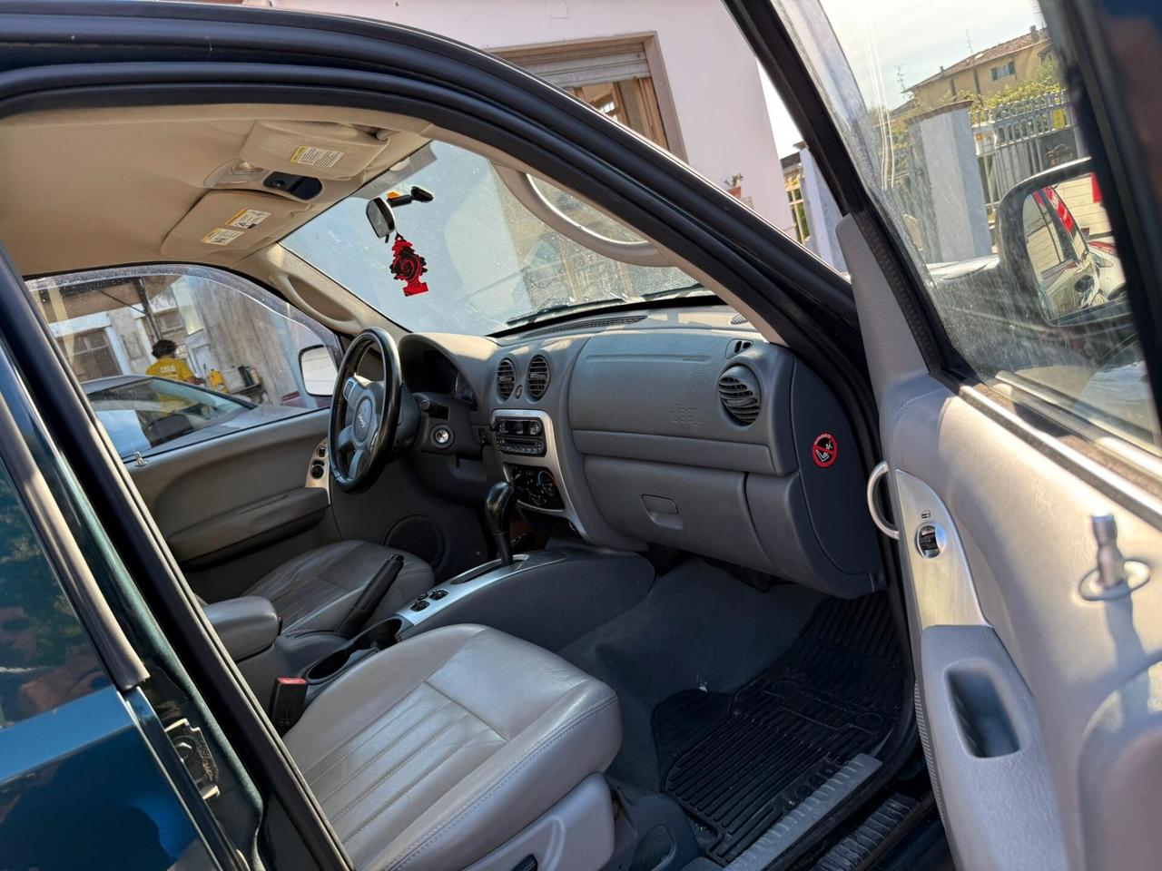 Jeep Cherokee 2.8 CRD Limited