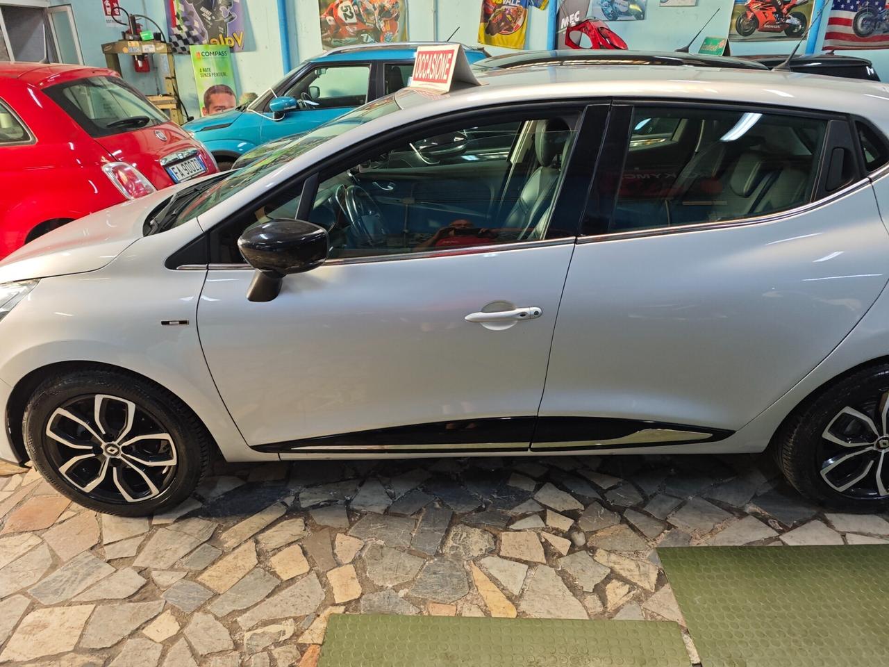 Renault Clio dCi 8V 90 CV 5 porte Moschino Intens