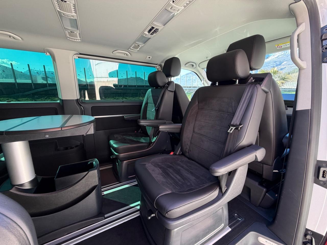 Volkswagen Multivan T6 - BULLI SIX GENERATION GANCIO TRAINO