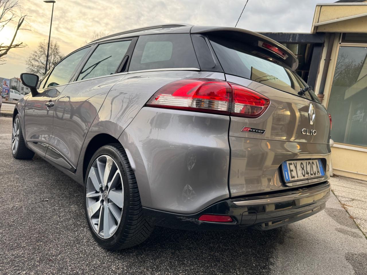 Renault Clio SW 1.5 DIESEL OK NEO