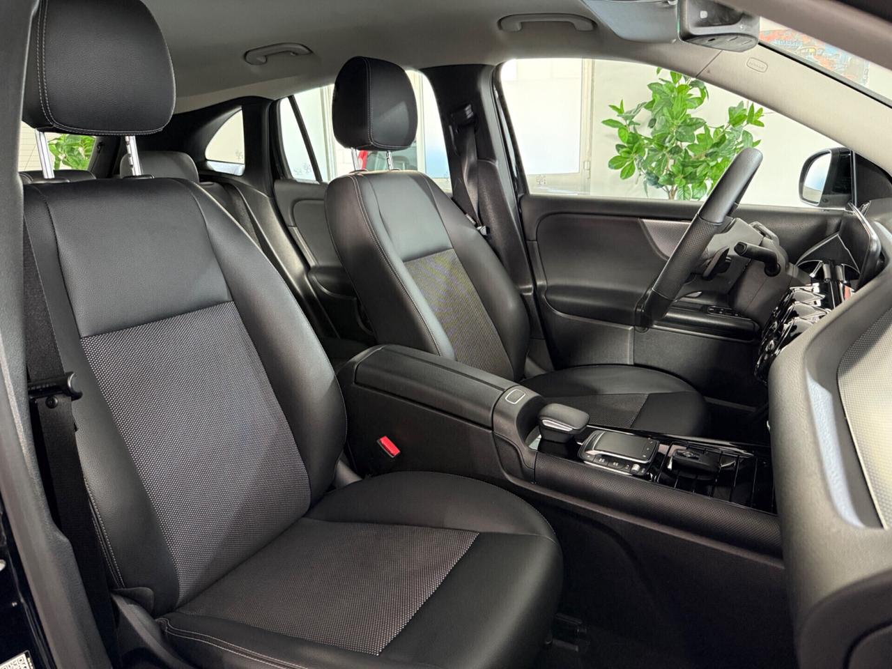 Mercedes-benz GLA 200 d Aziendale Automatic Business Extra